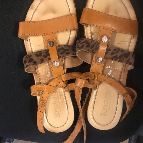 Leopard 🐆 sandals - Picture 2 of 3